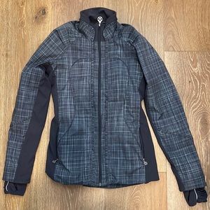 Lululemon running jacket. Size 6.